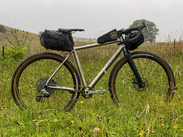 Land Cruiser - Gravel bikepacking frame and fork
